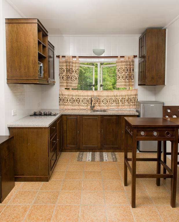 Villa Kayola - Self Catering Pointe La Rue Exteriör bild